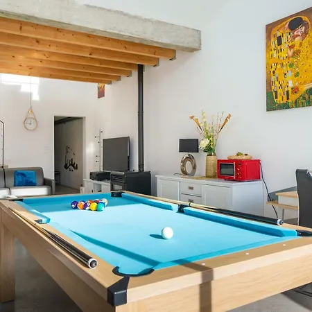 Дом отдыха Maison Piscine Centre *